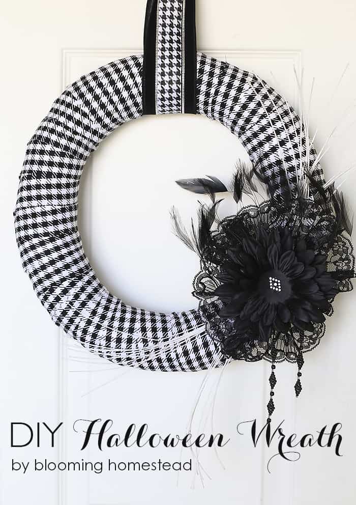 10DIY-Halloween-Wreath-by-Blooming-Homestead