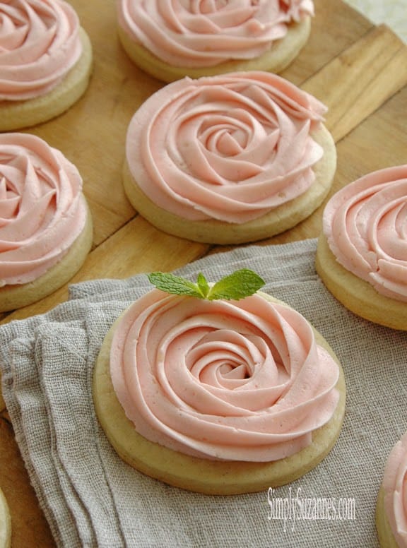 rose sugar cookies 10-2