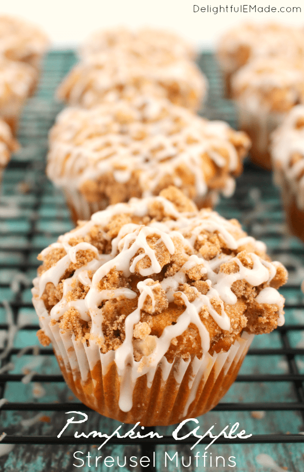 Pumpkin-Apple-Streusel-Muffins-DelightfulEMade.com-vert4-wtxt