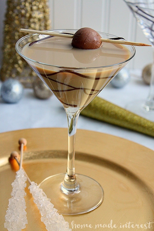 Salted-Caramel-Chocolate-Martini_final