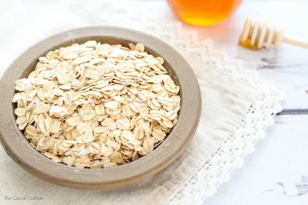 DIY Oats and Honey Face Mask