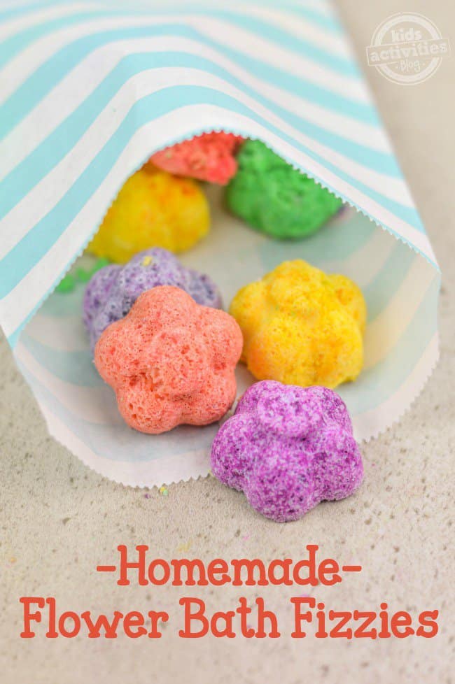 Homemade-Flower-Bath-Fizzies