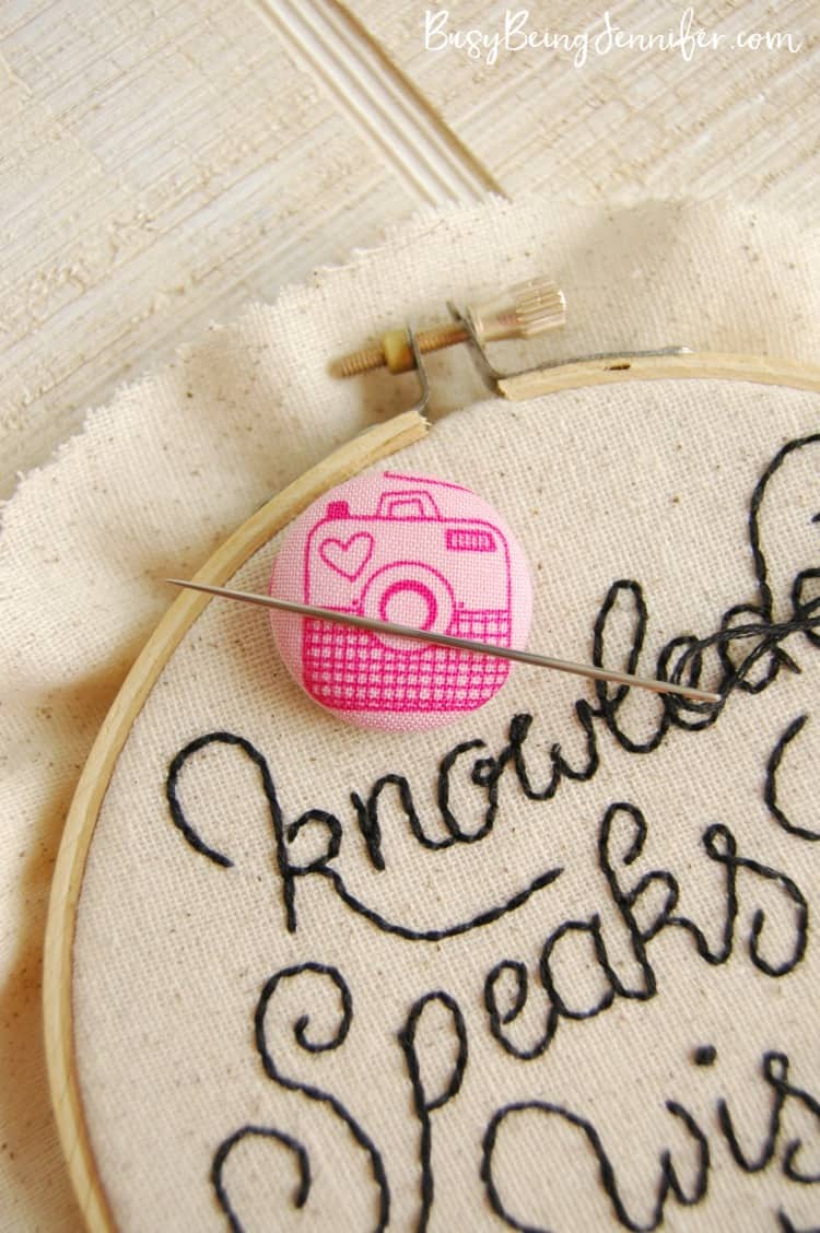 DIY-Easy-Needle-Minder-for-Hand-Stitching-Embroidery-BusyBeingJennifer.com_