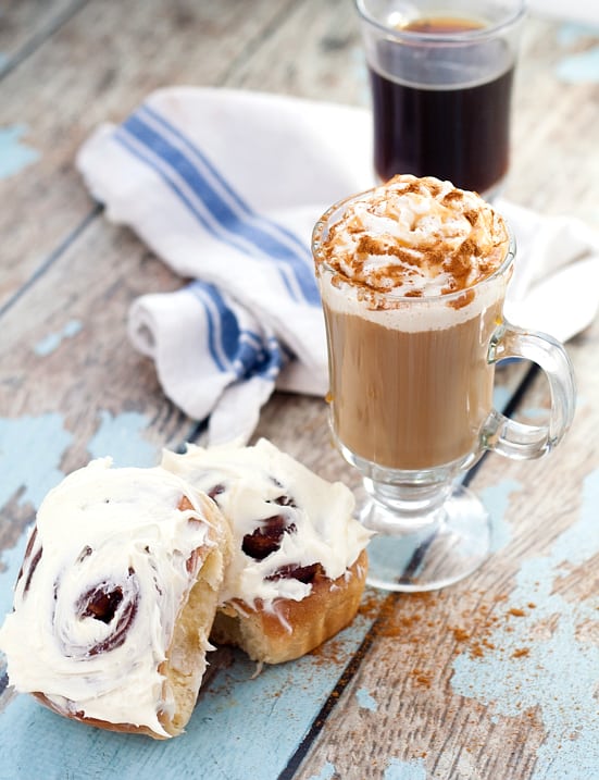 Homemade-Cinnamon-Roll-Creamer-2