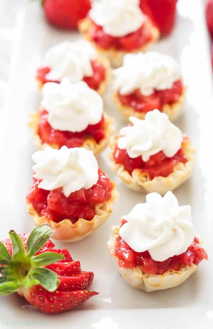 No-Bake-Strawberry-Pie-Bites4