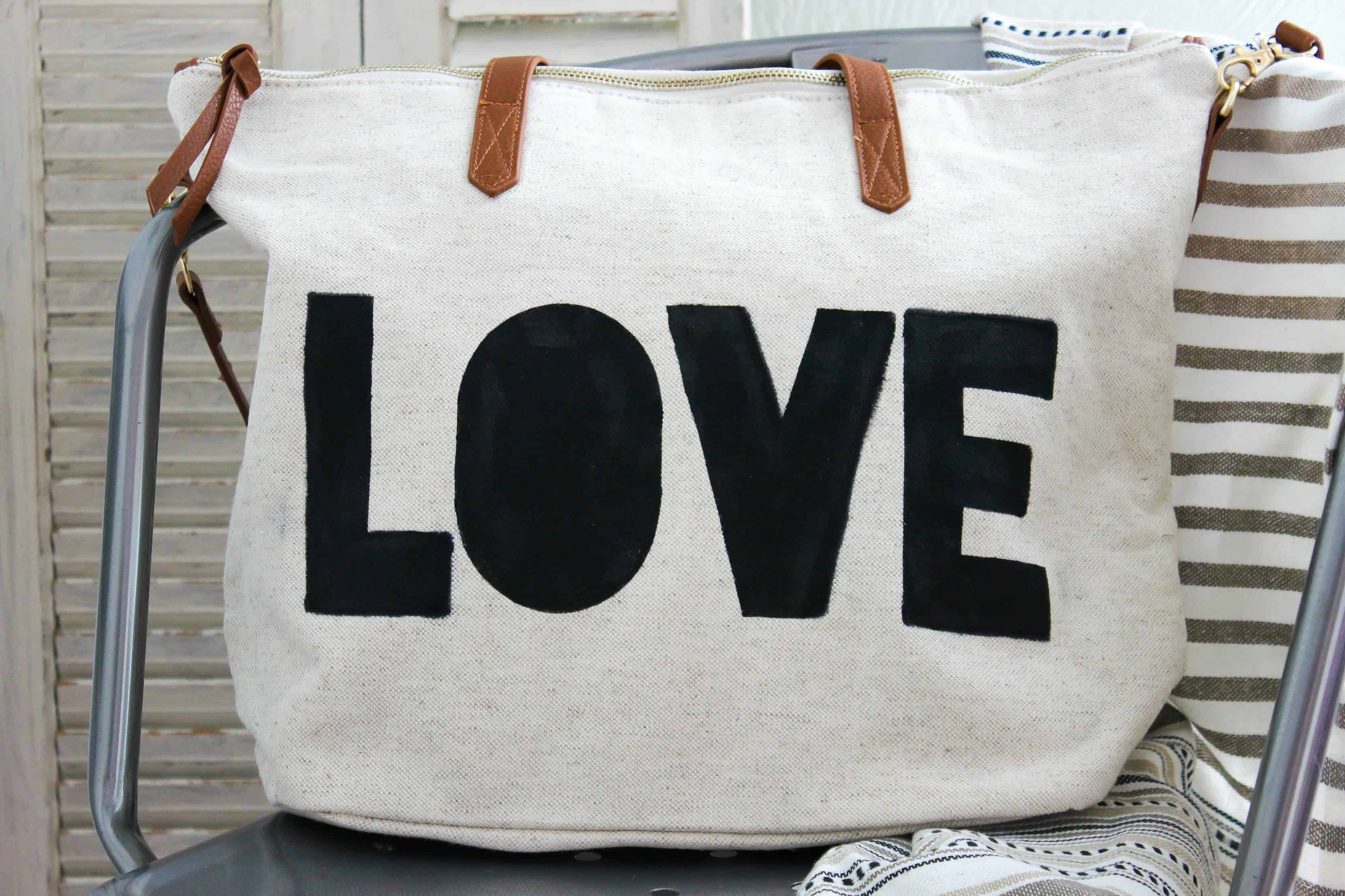 DIY Canvas Tote Bags: How to Personalize and Make Them your Own