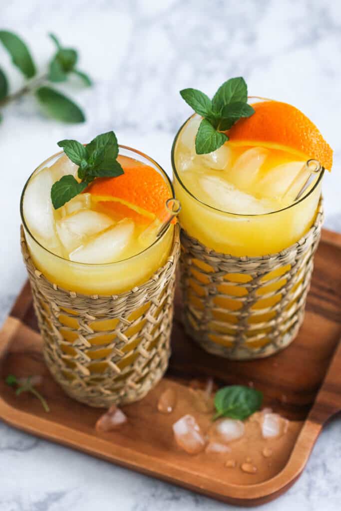 Looking for the perfect summer sipper? Learn How To Make A Orange Crush Soda And Vodka Cocktail with just a few ingredients. #cocktail #cocktailrecipe #drinks #vodka #orangecrush #summerrecipes #cocktails 